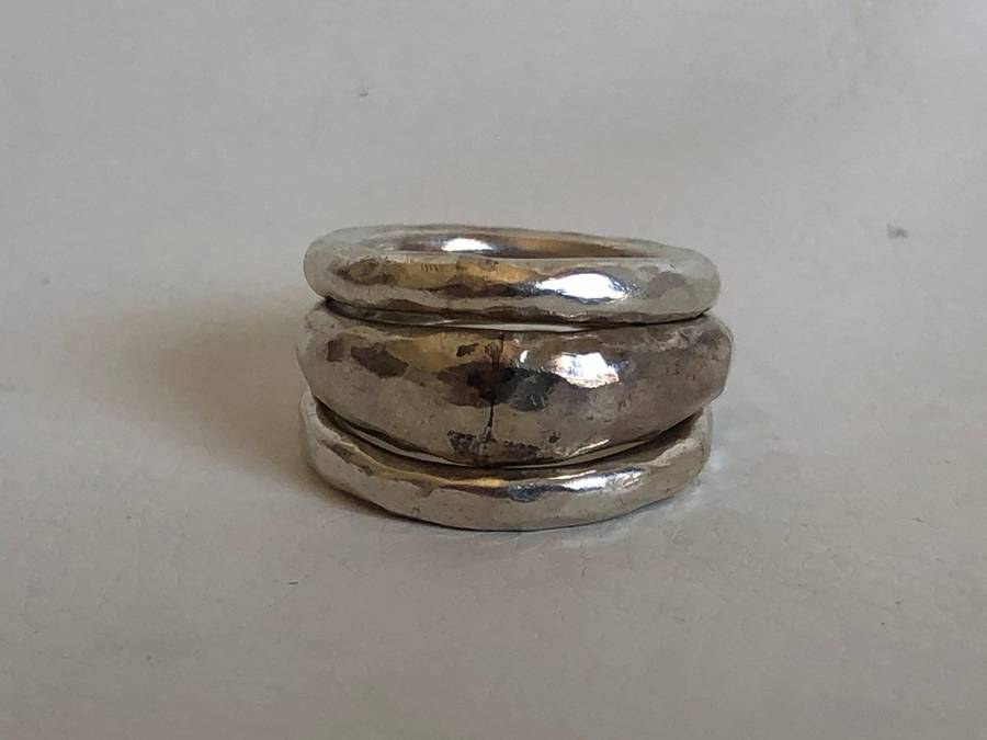 Set of 3 Silver Tone Hand Beaten Rings #ML434 R145 | Dimensions: Largest Is Size L, End Ring Is M