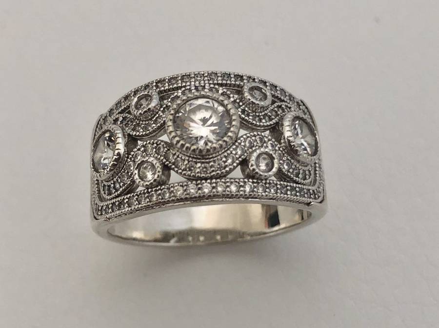925 Silver Ring, Band with Stones surrounded by a twirly design filled with tiny diamante #ML555