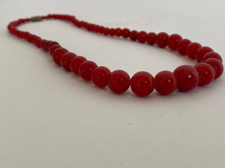 Necklace - Red Bead Decreasing In Size #ML626