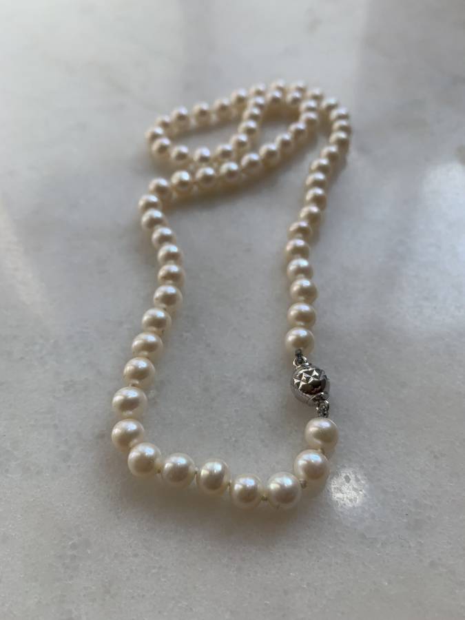 Pearl Necklace With Silver Ball Clasp