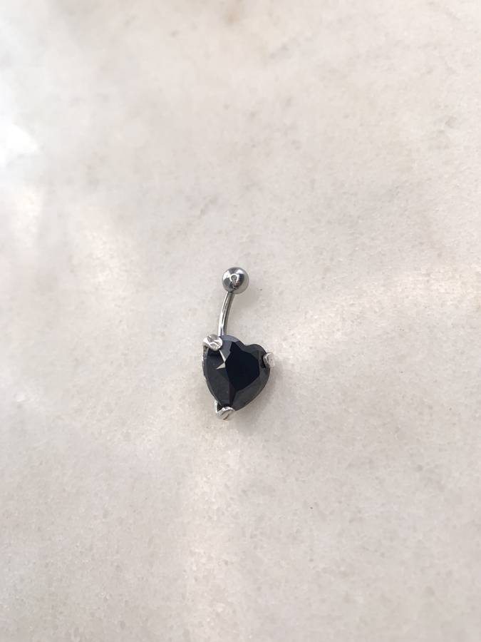925 Silver Belly Ring With Dark Heart Shaped Stone