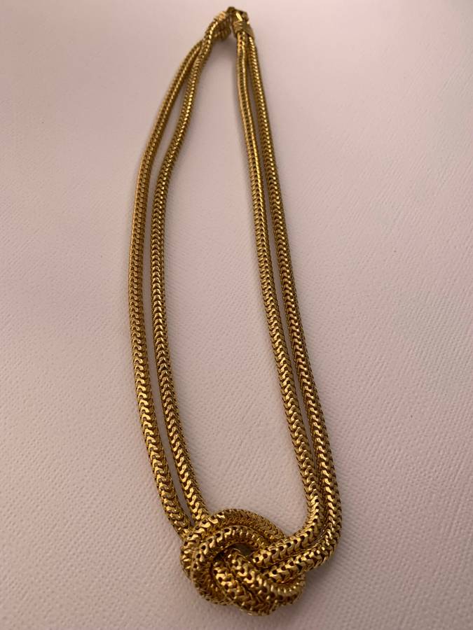 Necklace - Thick Gold Plated Chain With Decorative Knot