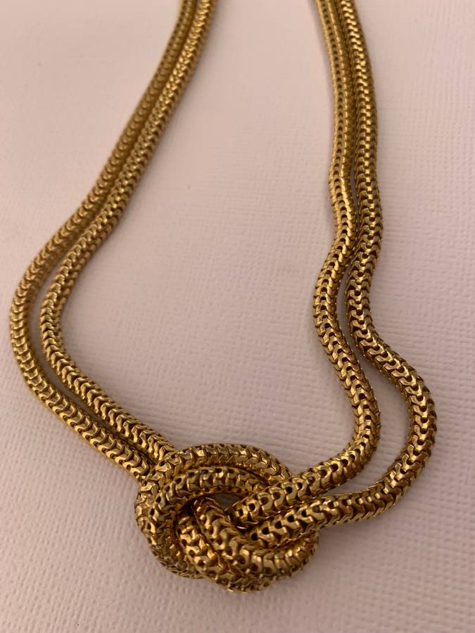 Necklace - Thick Gold Plated Chain With Decorative Knot