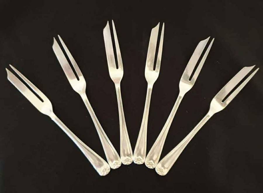 Set of 6 antique sterling silver cake/pastry forks. Original box. Double tined forks. Decorative ...