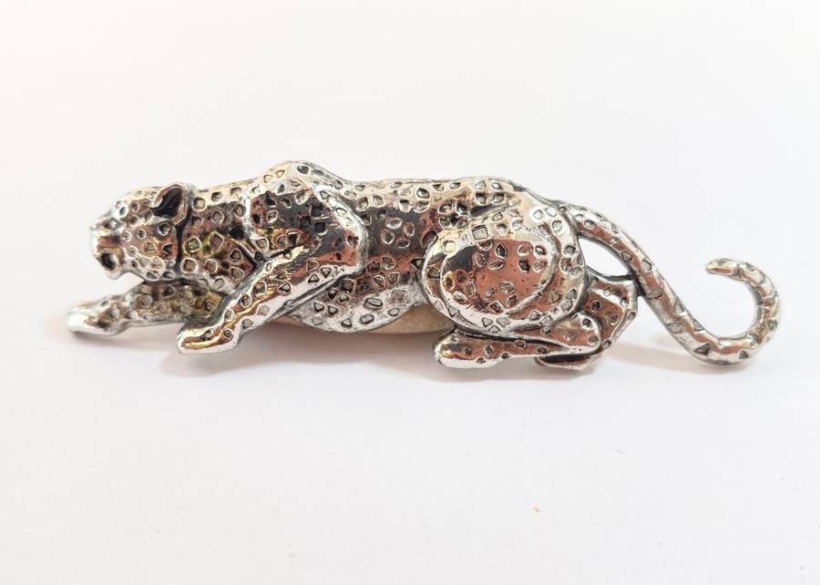 Brooch - Silver Colour Leopard