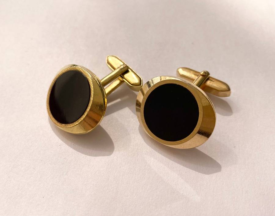 Cufflinks - Oval Shape With Onyx Stone. Gold Plated #ML1467