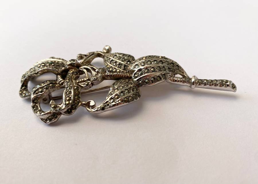 Brooch - Vintage Silver Plated Marcasite Flower Design #ML1582