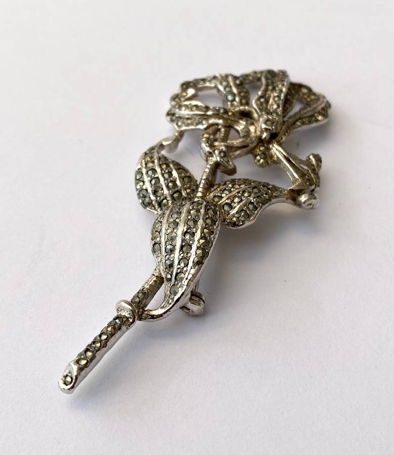 Brooch - Vintage Silver Plated Marcasite Flower Design #ML1582