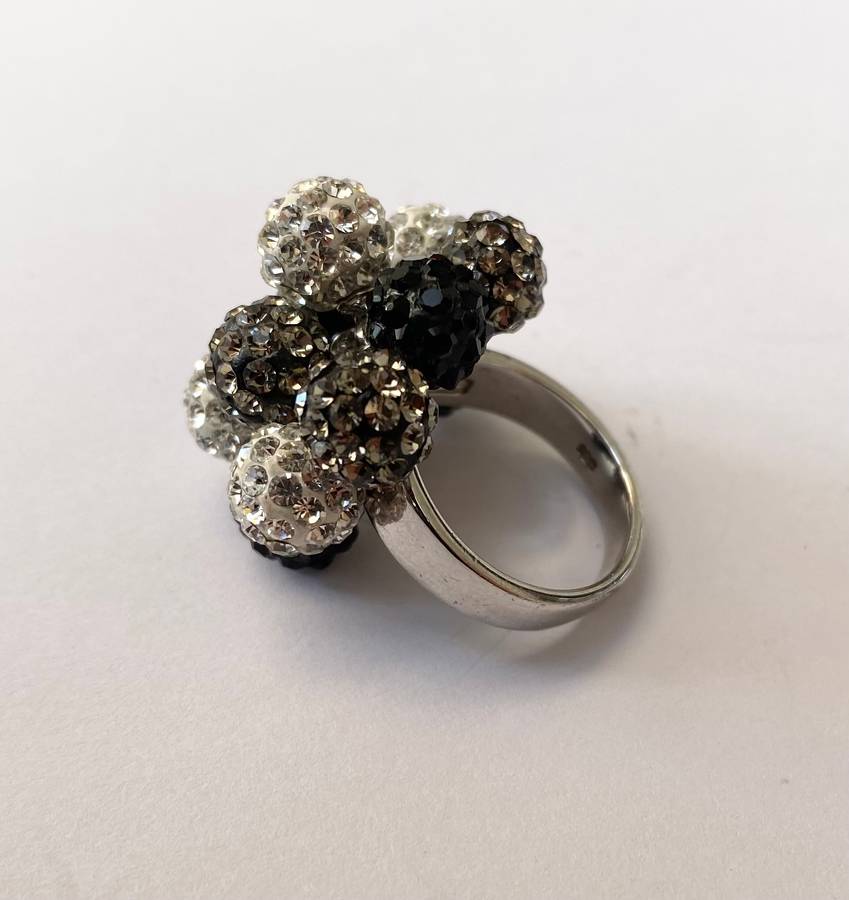 Ring - 925 Silver Band With Cluster of Silver and Black Balls With Diamante #ML1586