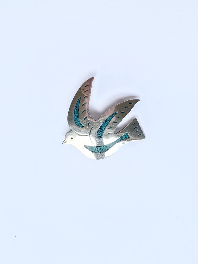 ML1840 Brooch - Dove of Peace. Mexican TG256 Stamped. 925 Silver. Inlayed with Turquoise