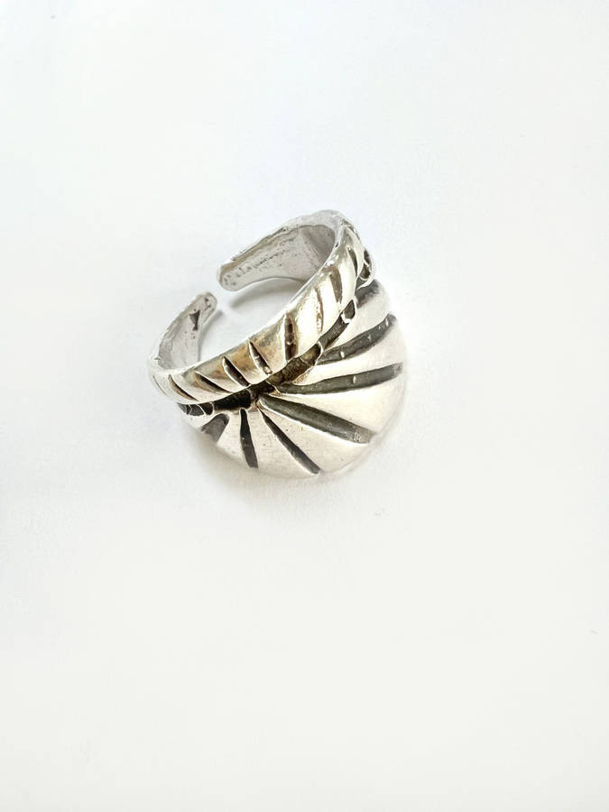 Ring - Silver Tone Wide Band. Rope Effect Design ML1886