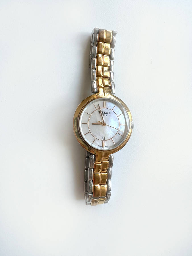 Watch - Tissot 1853 T094210 Flamingo Watch. Mother of Pearl Face. Silver & Gold Tone Strap ML1910
