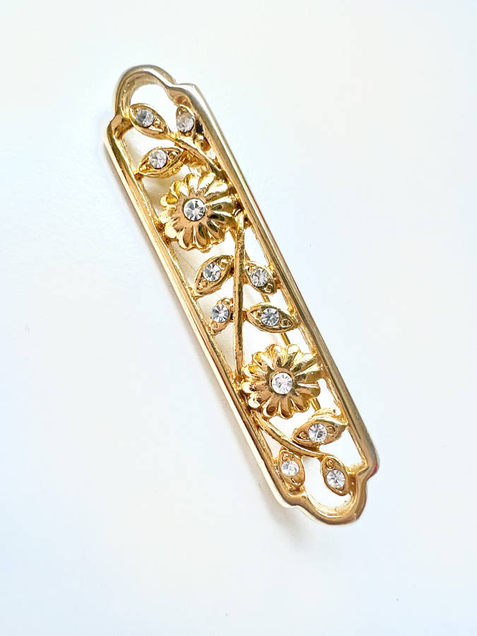Brooch - Vintage Gold Tone Design, Floral Vines with Small Diamantes ML1913
