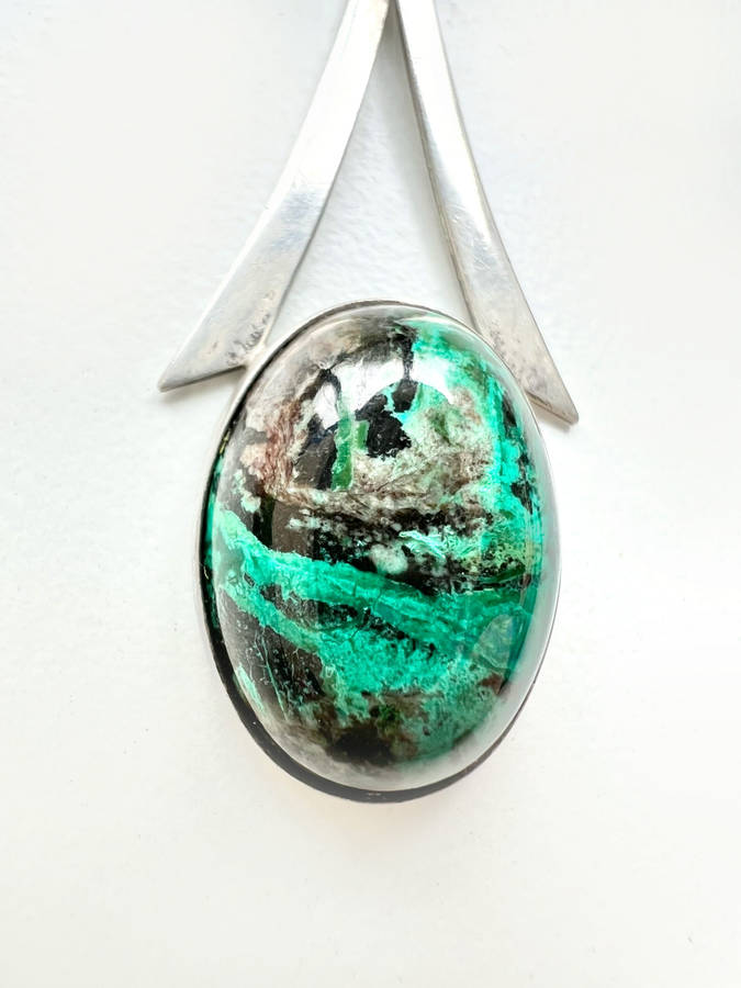 Pendant - Vintage Pendant Stamped Israel 925 Silver. Oval Eilat Stone ML1969