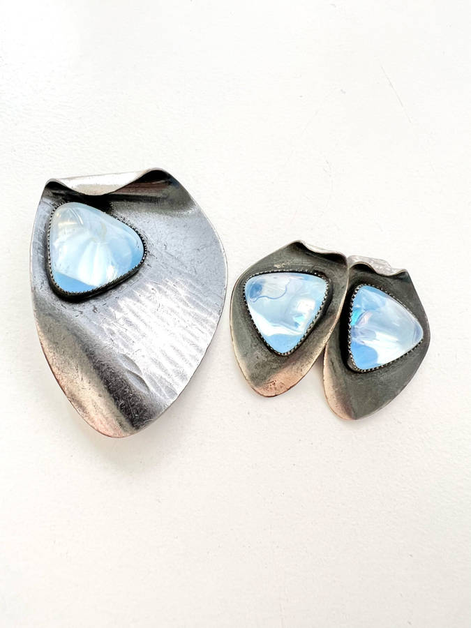 Set - Vintage Dark Grey Metal with Pale Blue Glass Bead in each. Clip Ons ML1973