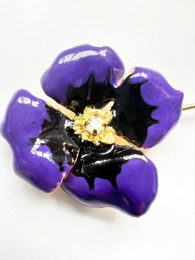 Hair Pin - Gold Tone Pansy Pin. Purple Colour Flower with centre Rhinestone in a Splash of Gold C...