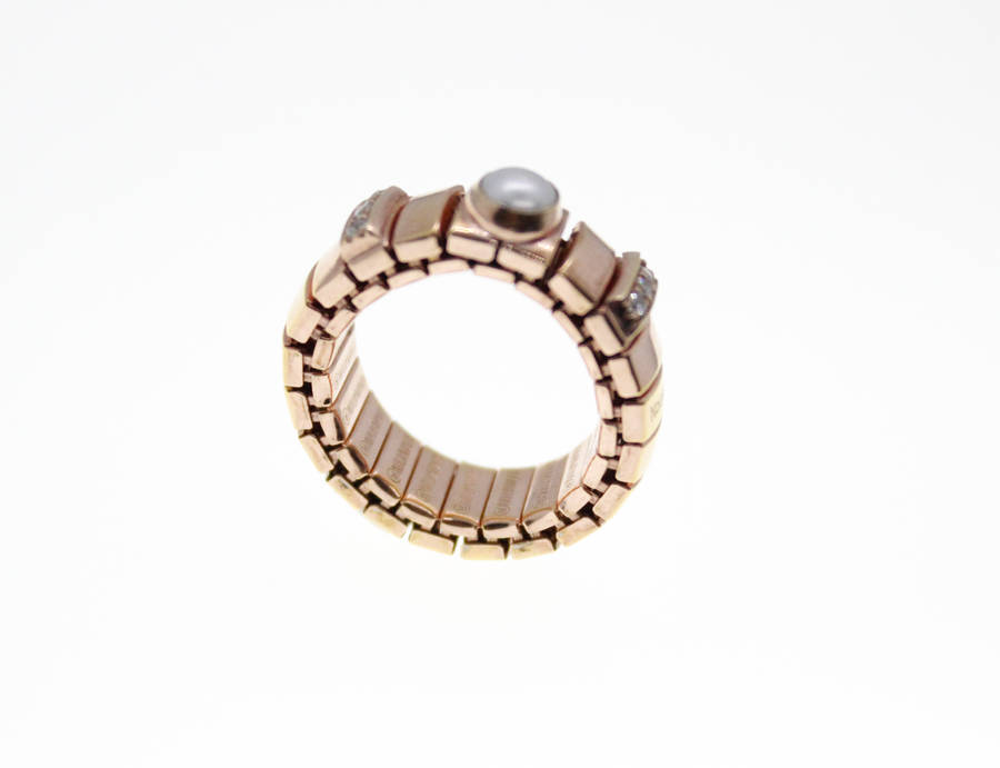 Ring - Fashion Bronze Tone Stretch, 6 Diamantes with Centre Faux Pearl, Stamped Nomination - ML2372