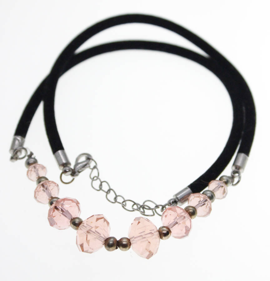 Necklace - Silver Tone. Suede Necklace with assorted sizes Pink Beads - ML2453