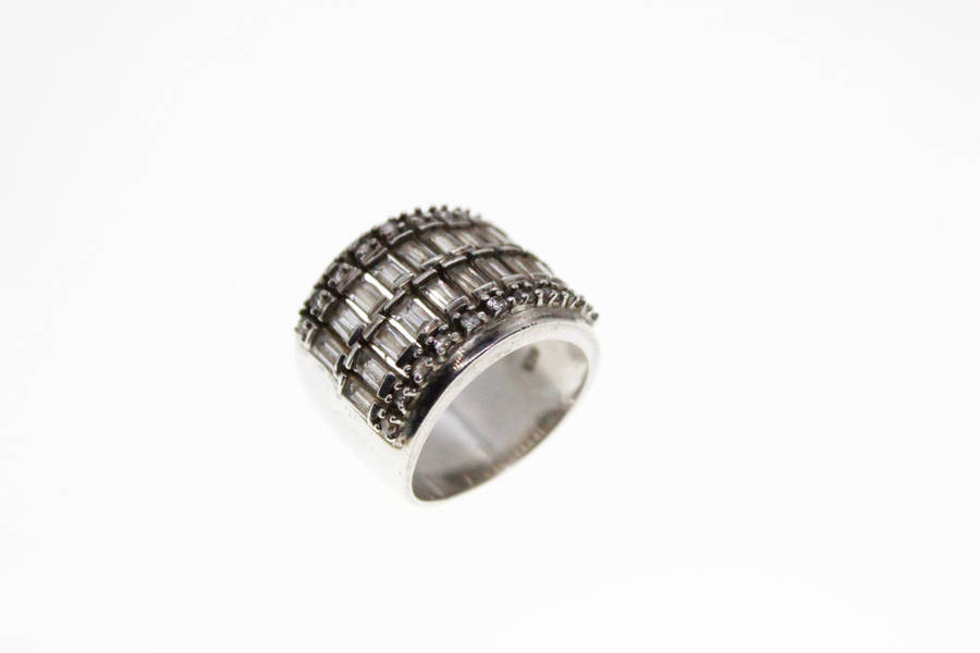 Ring - 925 Silver Ring with Rectangular and Small Diamantes - ML2549