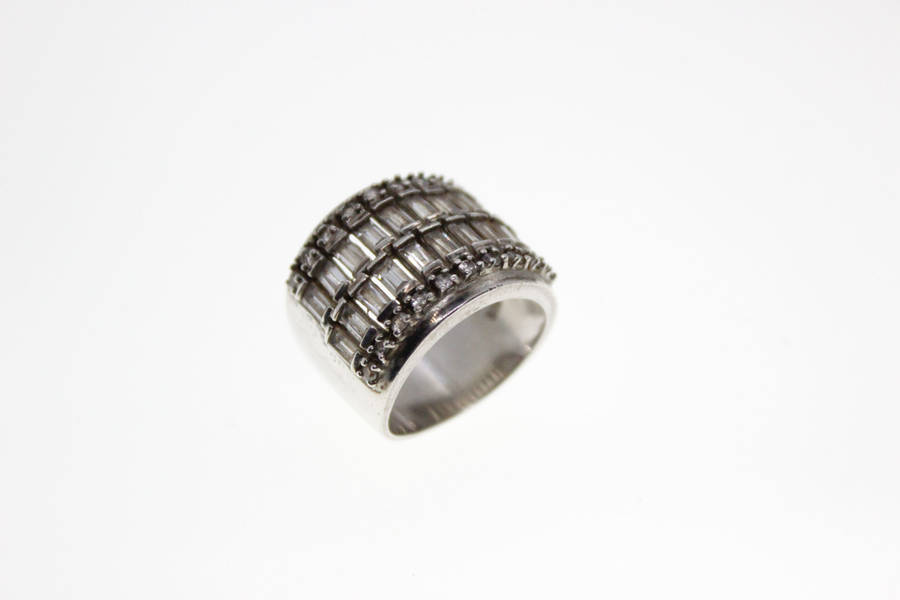Ring - 925 Silver Ring with Rectangular and Small Diamantes - ML2549