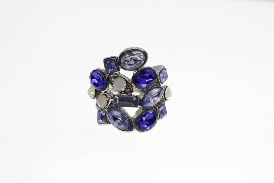 Ring - Vintage Silver Tone Irregular Shape with White, Light Blue and Dark Blue Rhinestones - ML2555