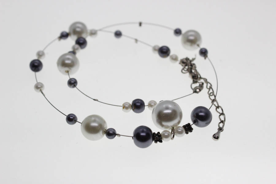 Necklace -  Silver Tone Pearly and Black Beaded Necklace on Gut . Assorted Sizes - ML2588