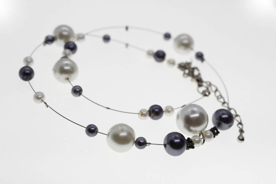Necklace -  Silver Tone Pearly and Black Beaded Necklace on Gut . Assorted Sizes - ML2588
