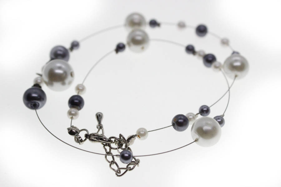 Necklace -  Silver Tone Pearly and Black Beaded Necklace on Gut . Assorted Sizes - ML2588