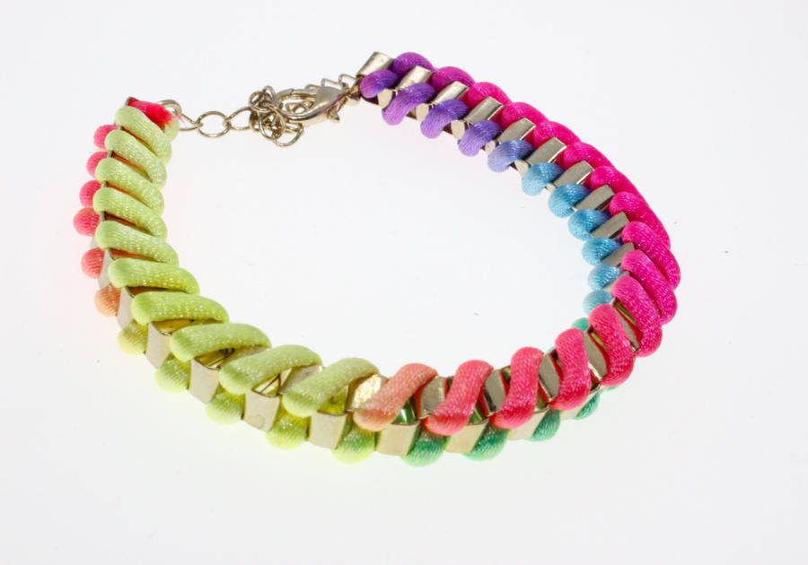 Bracelet - Fashion Gold Tone Weave Style Bracelet with Multicolour Textile String - ML2608