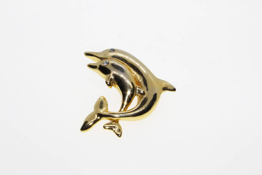 Scarf Pin - Gold Tone Dolphin with Baby. Diamante Eyes - ML2679