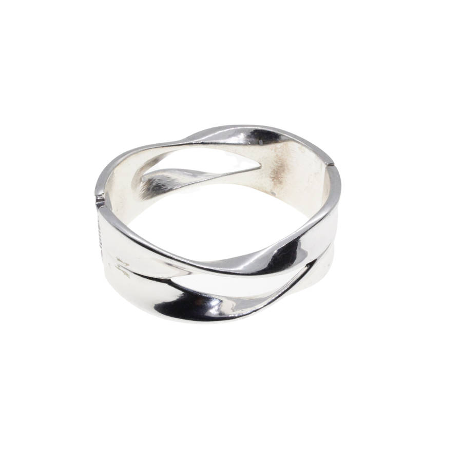 Bangle - Silver Tone Criss Cross Chunky Fashion Bangle - ML2762