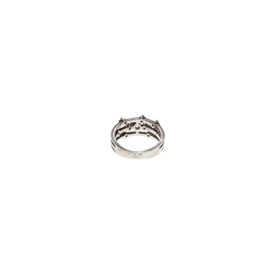 Ring - 925 Silver Ring. 3 Bands in one. 7 Diamantes and 1 larger Diamante. - ML2847