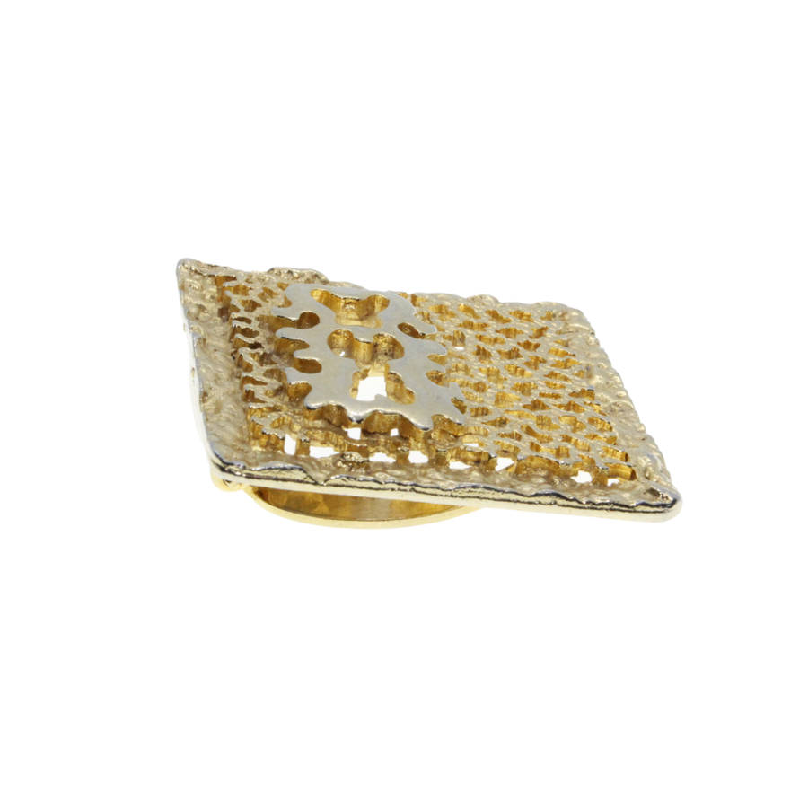 Scarf Clip - Gold Tone square Clip with Lacy Pattern - ML3029