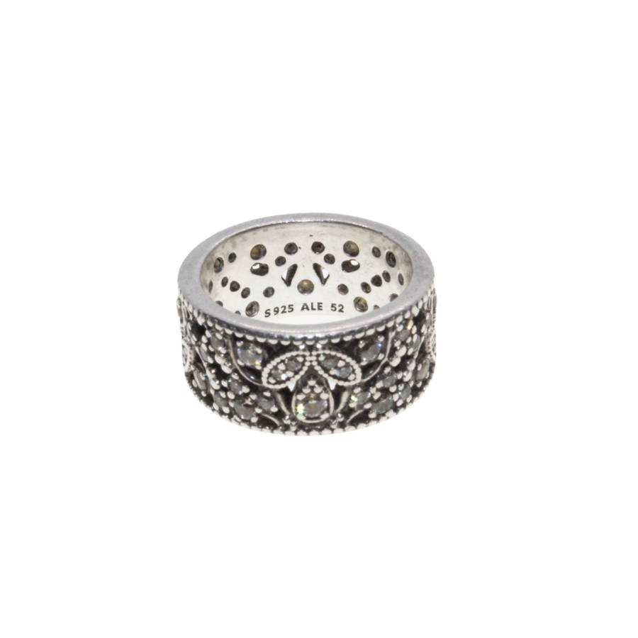 Ring - 925 Silver Parve Marcasite Band. Intricate Leaf Design - ML3049