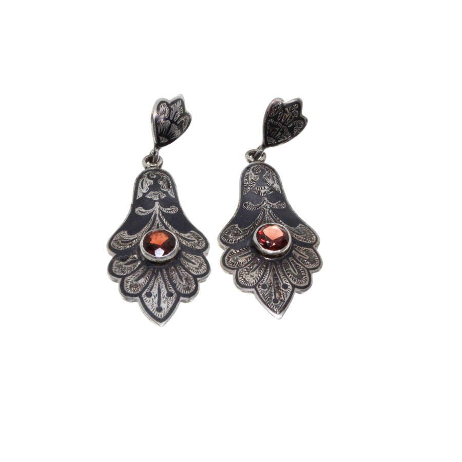Earrings - 925 Silver Vintage Dangle Siam Pattern.  Red Centre Stone. Pierced ears. - ML3086