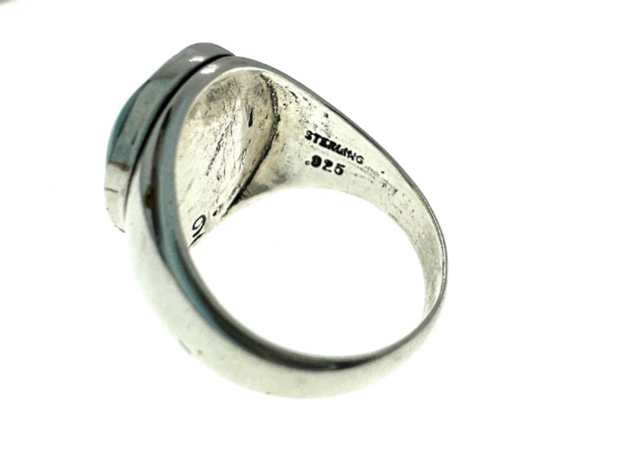 Ring - Vintage 925 Silver Stamped Ring. Light Turquoise Stone (Slight Dent Around Stone) - ML2054