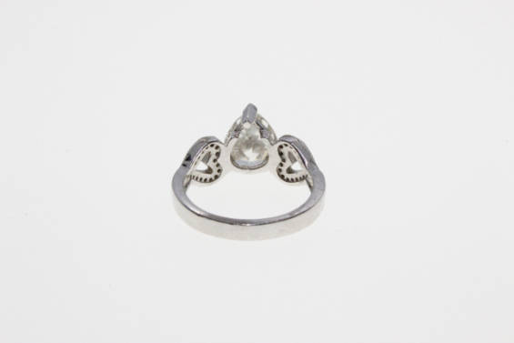 Ring - Vintage 925 Silver with Pear Shape Clear Stone with Parve Hearts on either side - ML2253