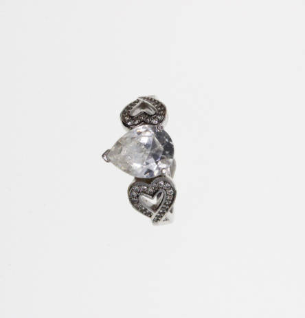 Ring - Vintage 925 Silver with Pear Shape Clear Stone with Parve Hearts on either side - ML2253