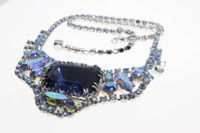 Set - Vintage Silver Tone Blue Diamante Necklace and Earrings with Centre Blue Diamante - ML2279
