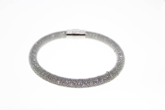 Bracelet - Fashion Silver Tone Magnetic Mesh Design Bracelet - ML2297