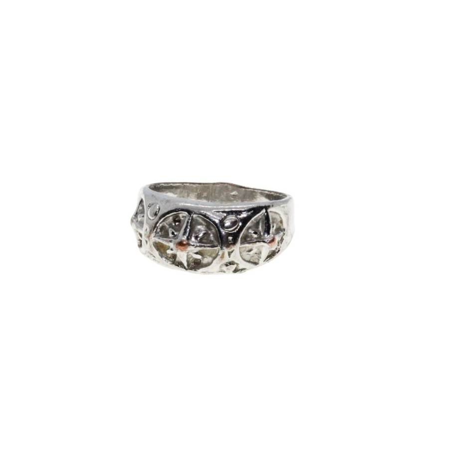 Ring - Silver Tone Chunky Band with Textured Centre. Slightly Tarnished - ML3230