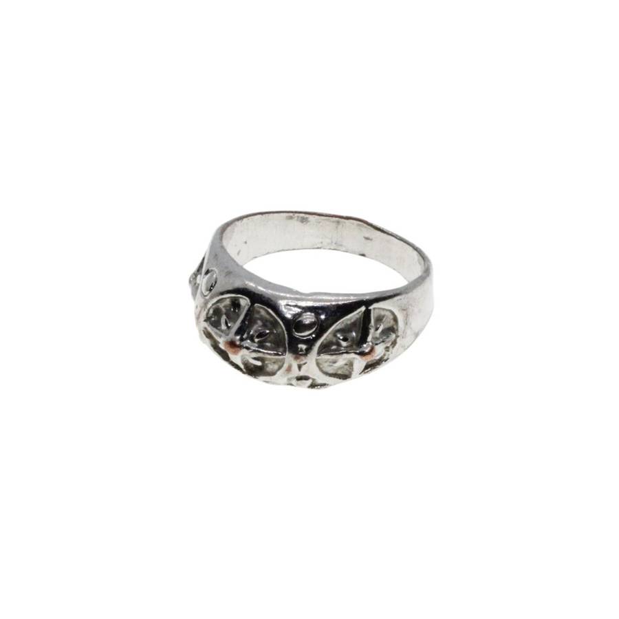 Ring - Silver Tone Chunky Band with Textured Centre. Slightly Tarnished - ML3230