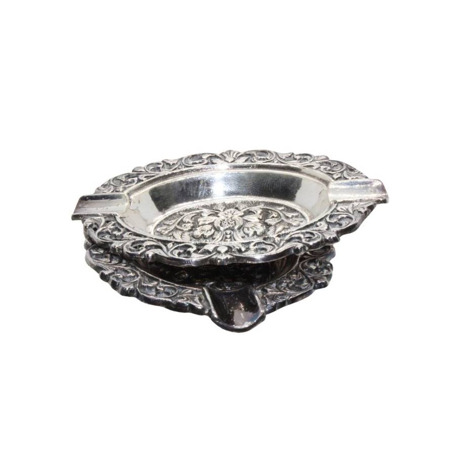 Ashtrays - Silver Tone Vintage Ashtrays x 2 with Flower Design - ML3534