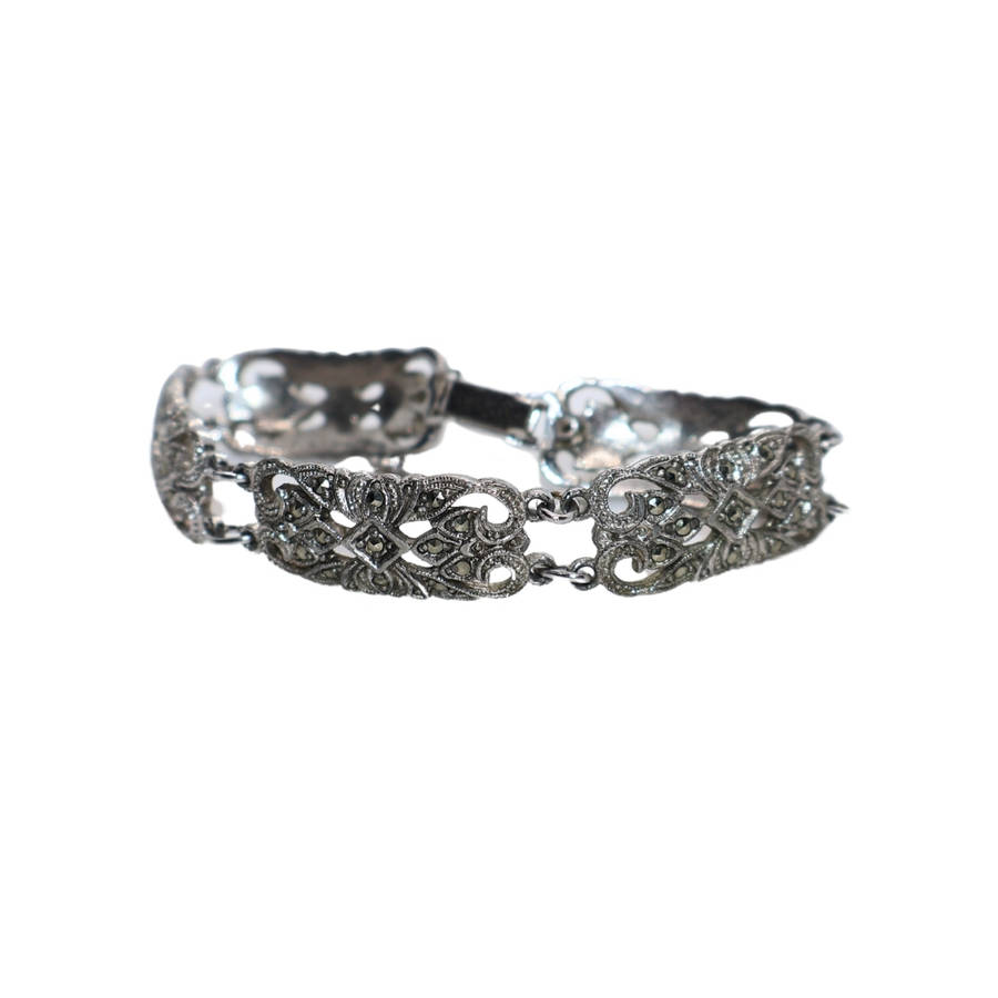 Bracelet - Silver Tone Filigree Art Deco Link bracelet - ML3624
