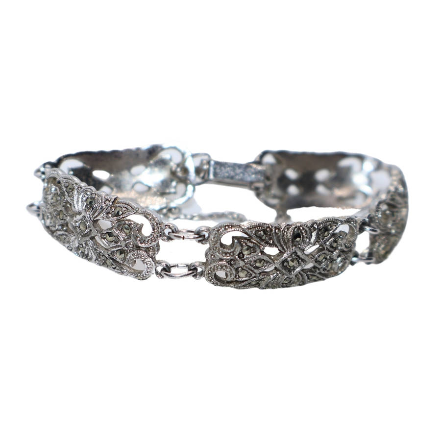 Bracelet - Silver Tone Filigree Art Deco Link bracelet - ML3624