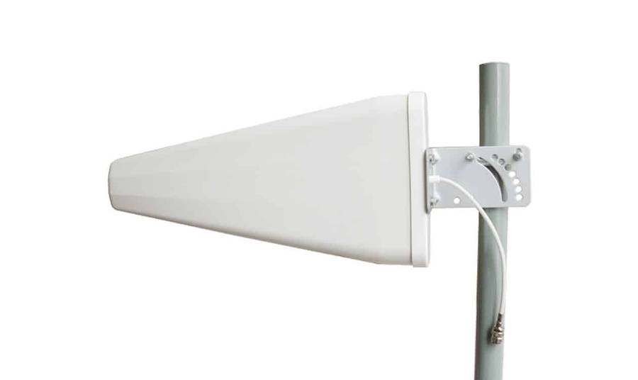 Acconet 11dBi SISO LTE/3G/GSM External Yagi Antenna - N(F) Freq. Range 698-960/1710-2700 MHz