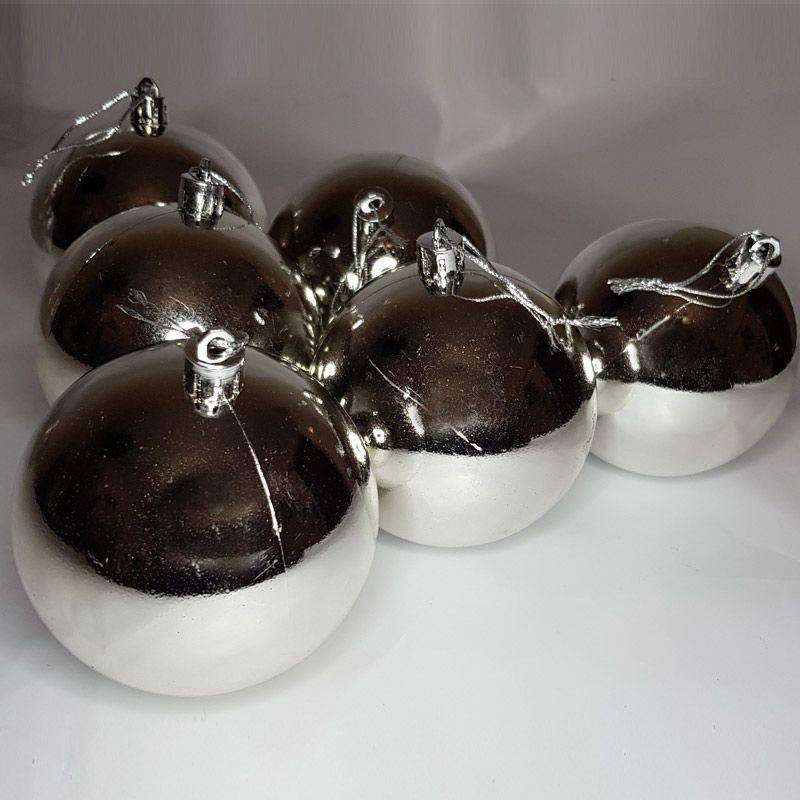 Reflective Silver Christmas Baubles - 6 Pack