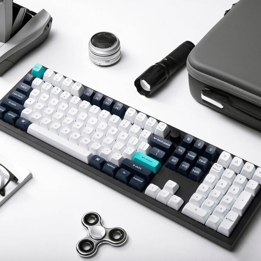 Keychron Q6 Max 100% Full Assembled Knob Red Switch Hot-Swap Gateron Jupiter RGB Wireless Keyboar...