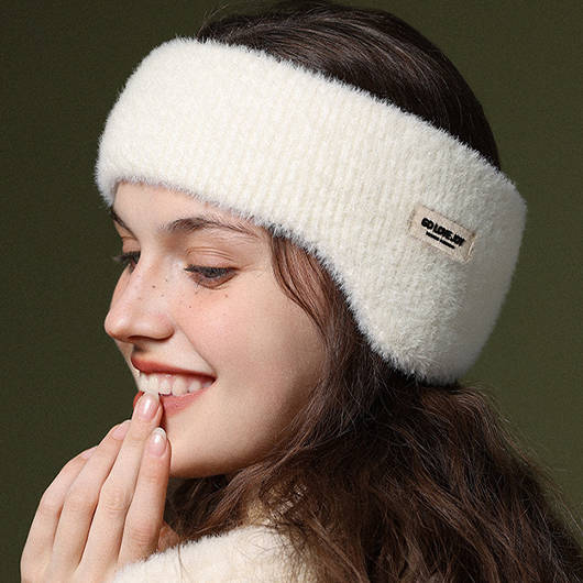 White Patchwork Letter Print windproof Earmuff