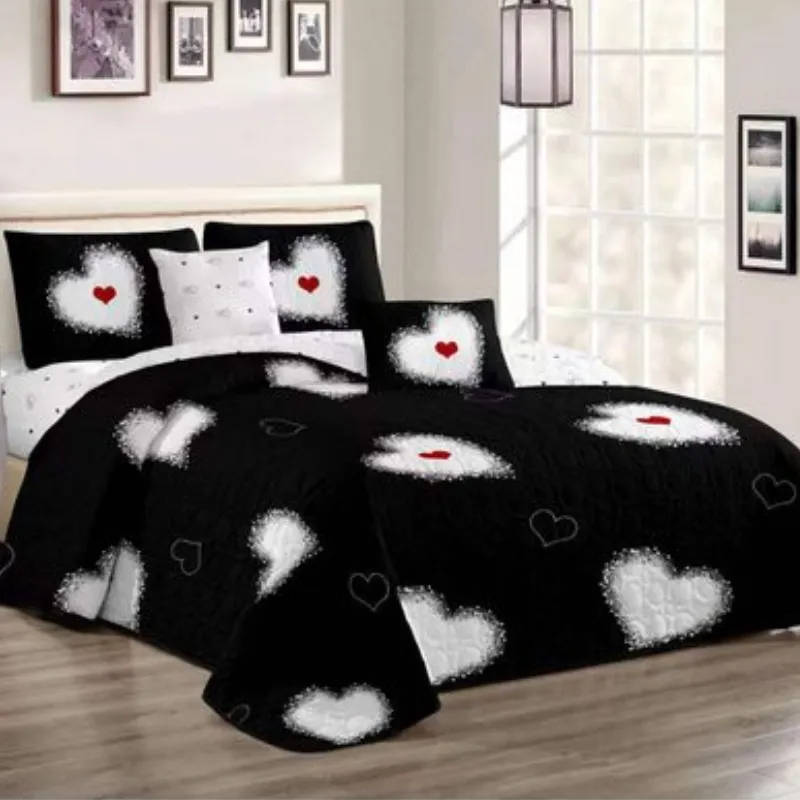 5 Piece Quilt Set Heart Bedspread Set